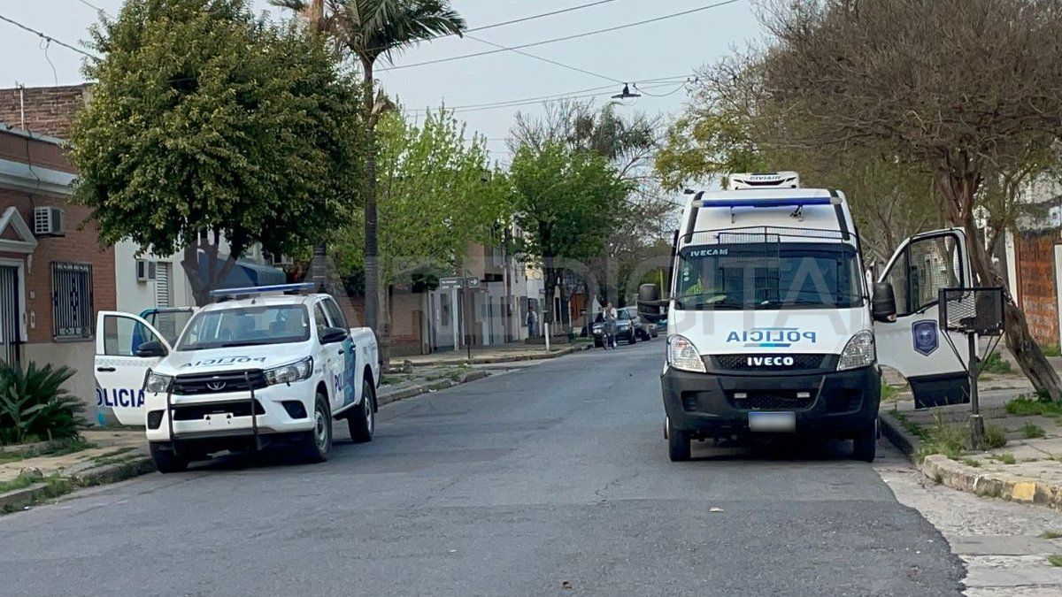 Personal del Grupo Halcón también participó del procedimiento. 