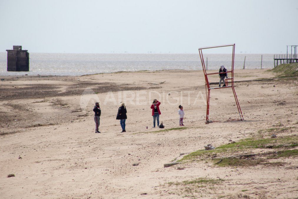 Bajante en la cuenca del Paraná: el río, a punto de descender a menos de 2 metros en Santa Fe