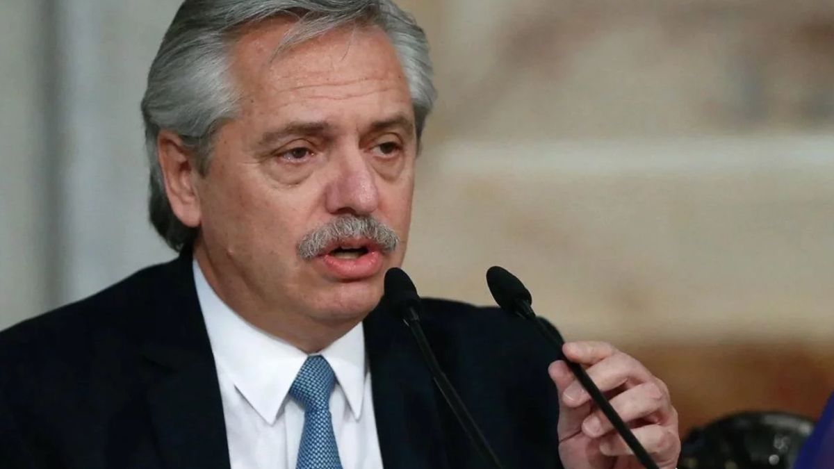 &nbsp; Fern&aacute;ndez sostuvo que el default es malo y nadie lo quiere. Podemos solo tomar una deuda que podamos pagar porque si no hipotecamos el futuro argentina