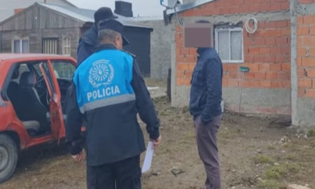 chubut: se reunio con sus amigos, salio a fumar al patio y lo asesinaron a punaladas chubut: se reunio con sus amigos, salio a fumar al patio y lo asesinaron a punaladas