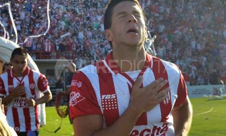 El 28 de julio de 2015 la muerte del ex jugador de Unión, Diego Barisone, que en ese entonces formaba parte del plantel de Lanús, conmocionó a la sociedad santafesina. El 28 de julio de 2015 la muerte del ex jugador de Unión, Diego Barisone, que en ese entonces formaba parte del plantel de Lanús, conmocionó a la sociedad santafesina.