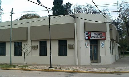 Fachada del edificio comunal de Carlos Pellegrini. Fachada del edificio comunal de Carlos Pellegrini.