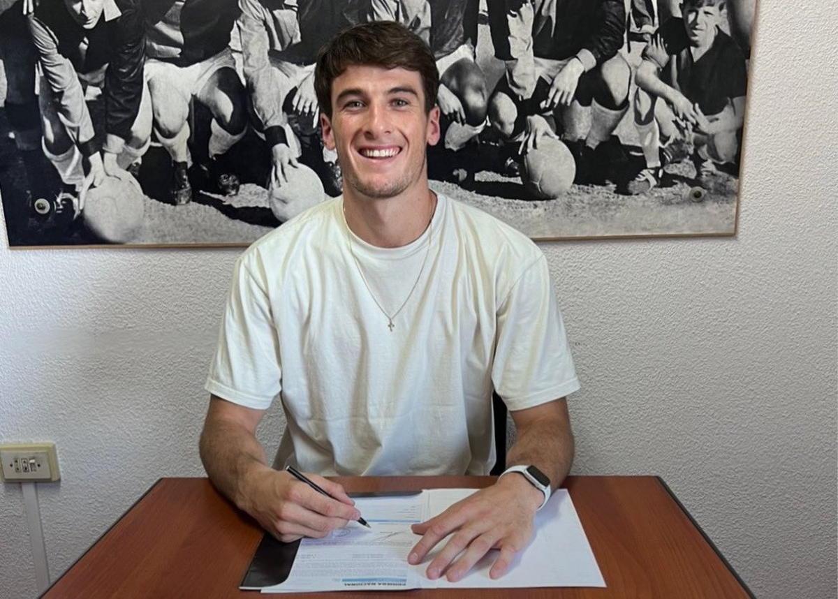 Agustín Arcando renovó su contrato con Colón por 2 años. Agustín Arcando renovó su contrato con Colón por 2 años.