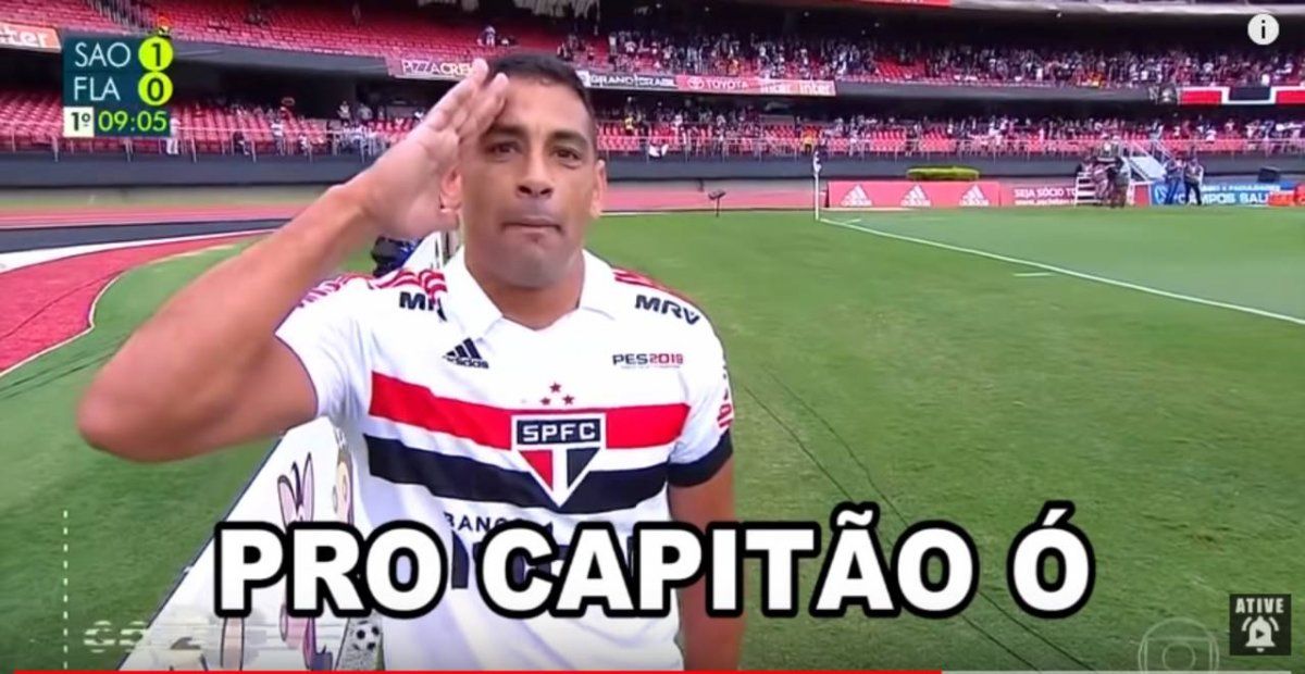 Jugador le dedicó su gol a Bolsonaro con un gesto militar