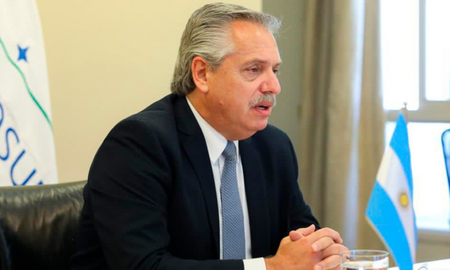 El presidente Alberto Fernández participará este jueves de la LX Cumbre de Jefes de Estados del Mercosur y Estados Asociados en la ciudad paraguaya de Luque. El presidente Alberto Fernández participará este jueves de la LX Cumbre de Jefes de Estados del Mercosur y Estados Asociados en la ciudad paraguaya de Luque.