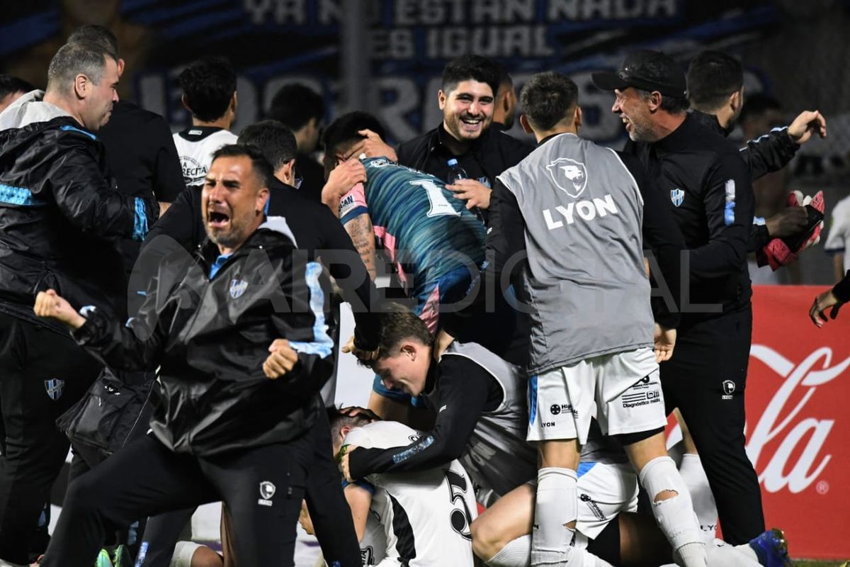 Así fue el festejo de Almagro tras eliminar a Unión por penales en la Copa Argentina 2023.