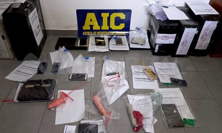 Parte de los elementos secuestrados durante los once allanamientos que hizo la Agencia de Investigación Criminal. Parte de los elementos secuestrados durante los once allanamientos que hizo la Agencia de Investigación Criminal.