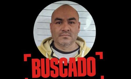 Tras la captura de Waldo Bilbao, Ernesto Fabián Quintana ingresó a la lista de los diez más buscados de Santa Fe. Tras la captura de Waldo Bilbao, Ernesto Fabián Quintana ingresó a la lista de los diez más buscados de Santa Fe.