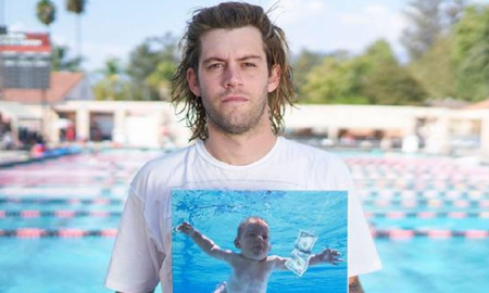 Desestiman demanda por la portada con foto del bebé en el disco Nevermind de Nirvana Desestiman demanda por la portada con foto del bebé en el disco Nevermind de Nirvana