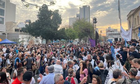 En Santa Fe, la Marcha Federal será elmartes 12 de mayo a las 16. Partirá desde inmediaciones de Canal 13, recorrerá Bulevarhasta llegar al Rectorado de la UNL donde se hará el acto central. En Santa Fe, la Marcha Federal será elmartes 12 de mayo a las 16. Partirá desde inmediaciones de Canal 13, recorrerá Bulevarhasta llegar al Rectorado de la UNL donde se hará el acto central.