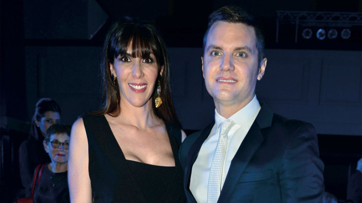 Santiago del Moro y su esposa. 