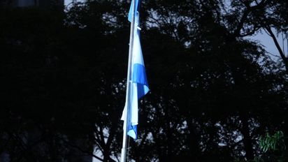 La ciudad de Santa Fe estrenó su bandera en la previa de su 452° aniversario: 