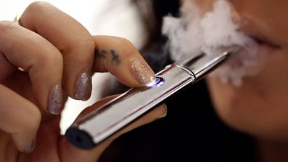 Liberar los vapeadores en Argentina podría aumentar la adicción a la nicotina en adolescentes