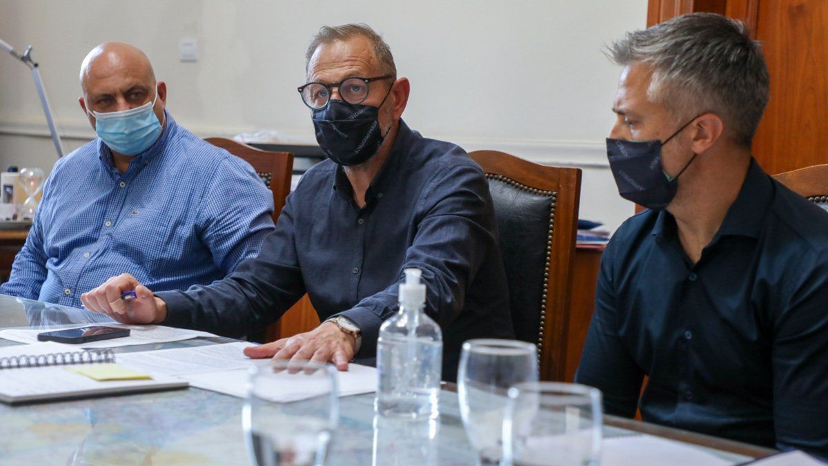 El ministro de Gestión Pública, Marcos Corach, convocó este miércoles por la tarde a la Comisión de Asuntos Constitucionales de la Cámara de Diputados de la provincia.