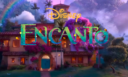 “Encanto” cuenta la historia de los Madrigal, una familia extraordinaria que vive escondida en las montañas de Colombia, en una casa mágica, en un pueblo vibrante, en un lugar maravilloso conocido como Encanto. “Encanto” cuenta la historia de los Madrigal, una familia extraordinaria que vive escondida en las montañas de Colombia, en una casa mágica, en un pueblo vibrante, en un lugar maravilloso conocido como Encanto.