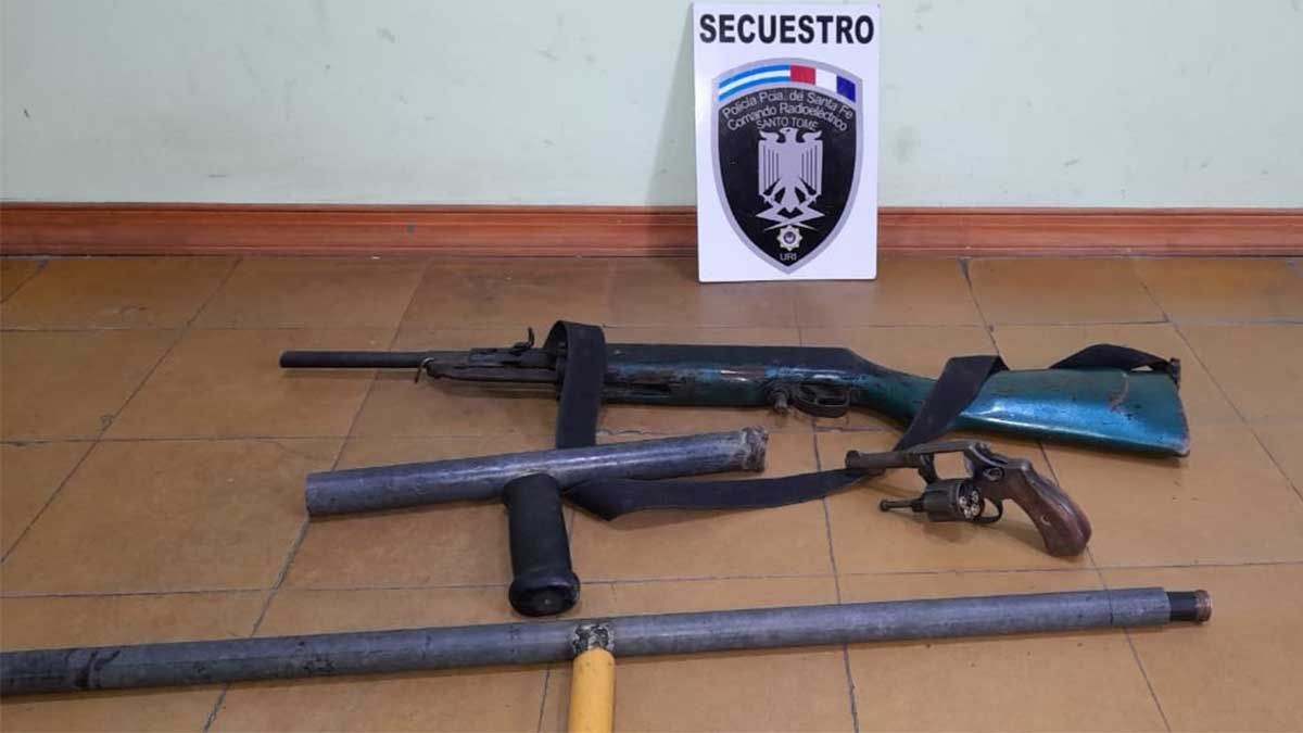 En materia de estadísticas el accionar policial llevó adelante un total de 222 secuestros de armas en diferentes tipos de hechos que van desde chequeos hasta allanamientos.