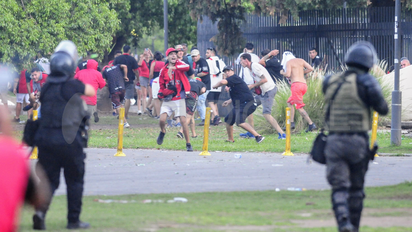 Una vez más: graves incidentes en Newell's tras la derrota en el clásico contra Rosario Central