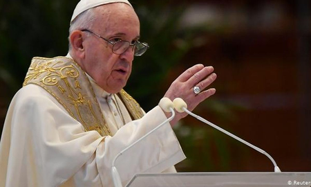 El Papa se manifestó en contra del derecho a la muerte. El Papa se manifestó en contra del derecho a la muerte.
