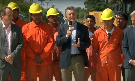 macri: ?nuestras obras son sinonimo de esperanza, no de corrupcion? macri: ?nuestras obras son sinonimo de esperanza, no de corrupcion?