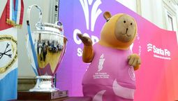 El gobernador de Santa Fe, Maximiliano Pullaro, presentó este miércoles al mediodía, en el Salón Blanco de la sede de Gobierno en Rosario, una nueva edición de la Copa Santa Fe.