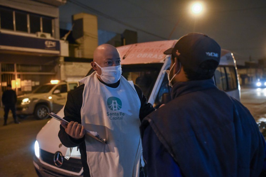 Así asisten a santafesinos en situación de calle en pleno invierno