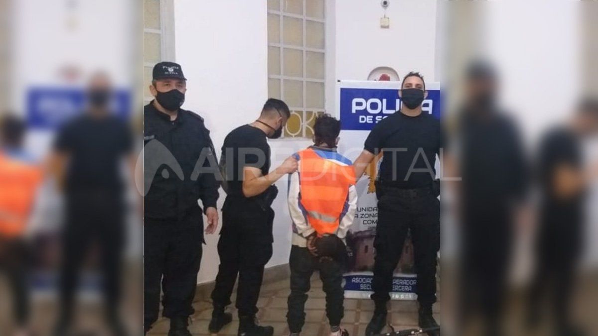 El ladrón de 23 años quedó aprehendido