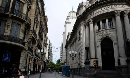 Aunque la investigación completa aún está en marcha, los siete edificios afectados comparten dos puntos en común: están todos ubicados en el centro rosarino y tenían a la misma administradora. Aunque la investigación completa aún está en marcha, los siete edificios afectados comparten dos puntos en común: están todos ubicados en el centro rosarino y tenían a la misma administradora.