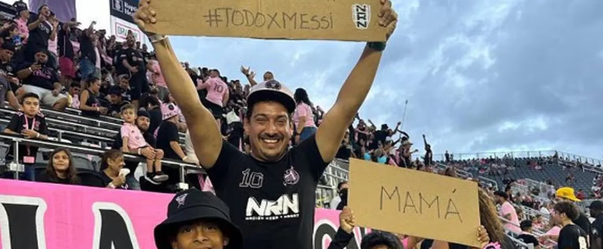 El hincha gastó el dinero del alquier para ver a Lionel Messi.