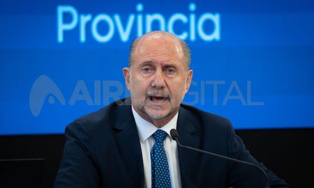 El gobernador Omar Perotti ratificó que no se abrirán las paritarias y que no se adelantarán tramos. El gobernador Omar Perotti ratificó que no se abrirán las paritarias y que no se adelantarán tramos.