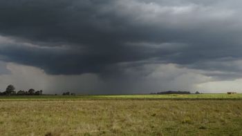 El pronóstico meteorológico para Santa Fe anticipa un semestre con lluvias irregulares y temperaturas fluctuantes.