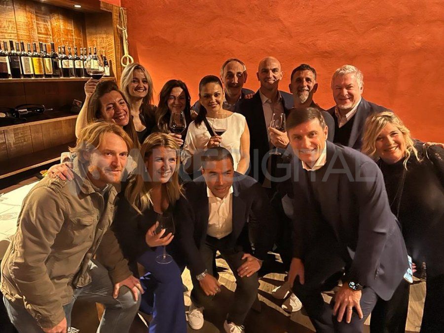 Javier Zanetti presentó su vino en Milán. Aire de Santa Fe estuvo en la antesala del evento en vivo.