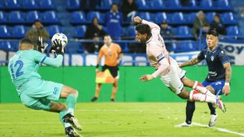 Unión se tiró de palomita a un punto que puede valer oro: 2 a 2 ante Vélez en Liniers