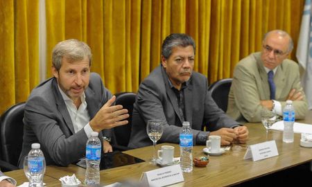 tras el paro, nacion vuelve a dialogar con los sindicalistas tras el paro, nacion vuelve a dialogar con los sindicalistas