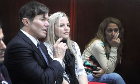 fernando burlando defendio a carolina piparo: es exagerado decir que se intento matar fernando burlando defendio a carolina piparo: es exagerado decir que se intento matar