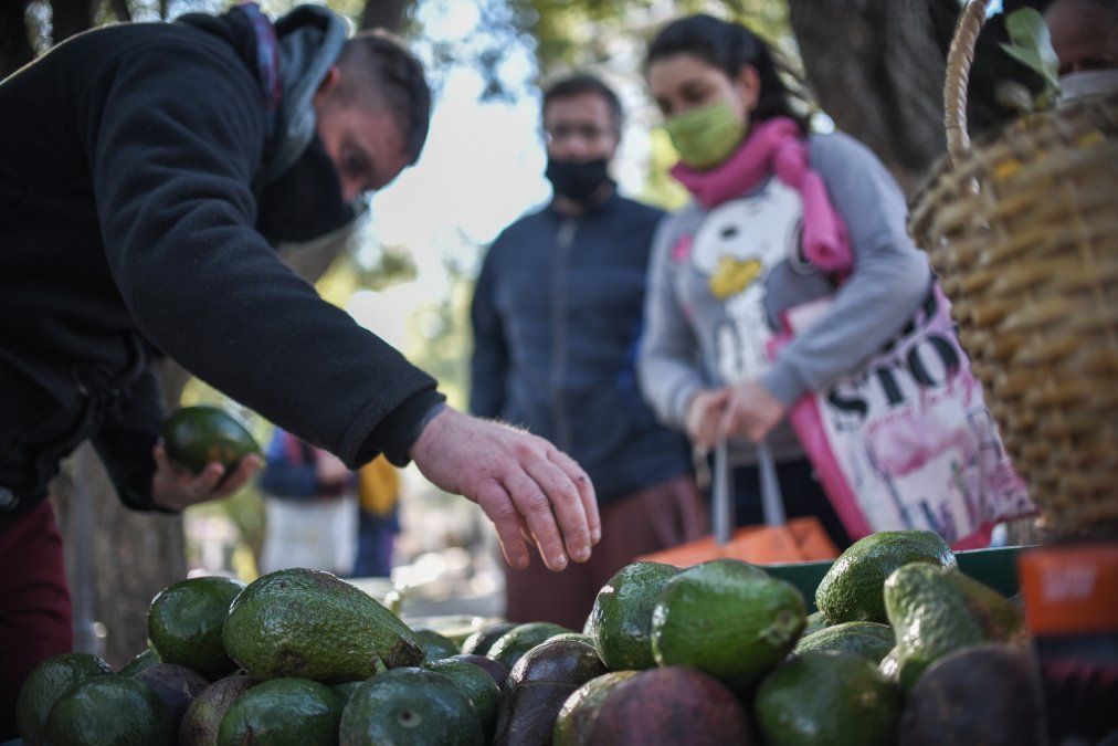 La feria es un cl&aacute;sico las ma&ntilde;anas de los s&aacute;bados en la plaza de Bulevar G&aacute;lvez.