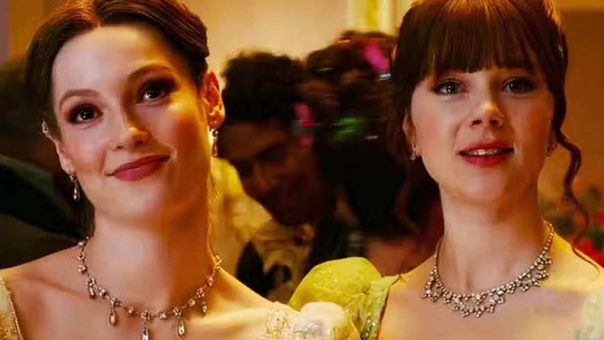 Francesca (Hannah Dodd) o Eloise (Claudia Jessie)