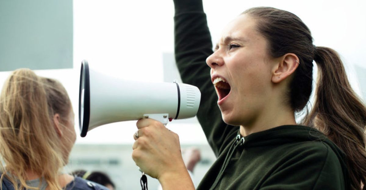 La libertad de expresión no debe ser utilizada para justificar discursos de odio. La libertad de expresión no debe ser utilizada para justificar discursos de odio.
