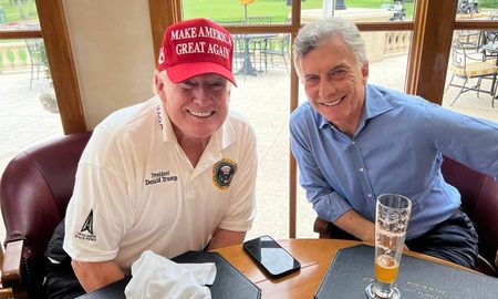 Hoy compartí un almuerzo con Donald Trump, donde intercambiamos opiniones sobre el contexto global, el vínculo entre Argentina y Estados Unidos y todo lo que nuestros países pueden seguir construyendo juntos, afirmó el líder del PRO. Hoy compartí un almuerzo con Donald Trump, donde intercambiamos opiniones sobre el contexto global, el vínculo entre Argentina y Estados Unidos y todo lo que nuestros países pueden seguir construyendo juntos, afirmó el líder del PRO.