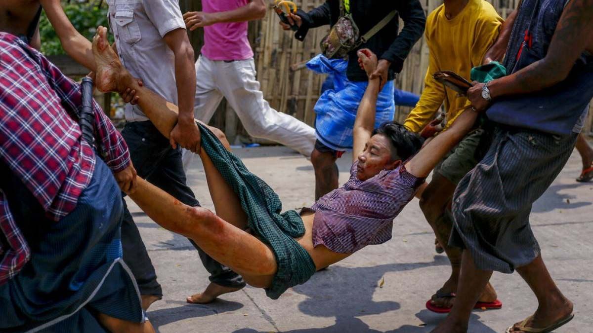 El Consejo de Derechos Humanos de la ONU denunció la existencia de persecuciones, muertes, desapariciones forzosas, torturas y probables "crímenes contra la humanidad" perpetrados por el ejército.