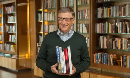 Bill Gates decidió abrir su colección de libros y contar cuáles lo sorprendieron últimamente. Bill Gates decidió abrir su colección de libros y contar cuáles lo sorprendieron últimamente.