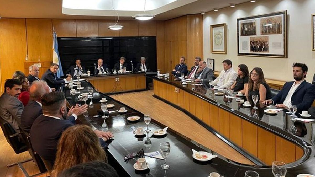 Fiscales y jueces federales y provinciales en Rosario en reunión por la narcocriminalidad.&nbsp;