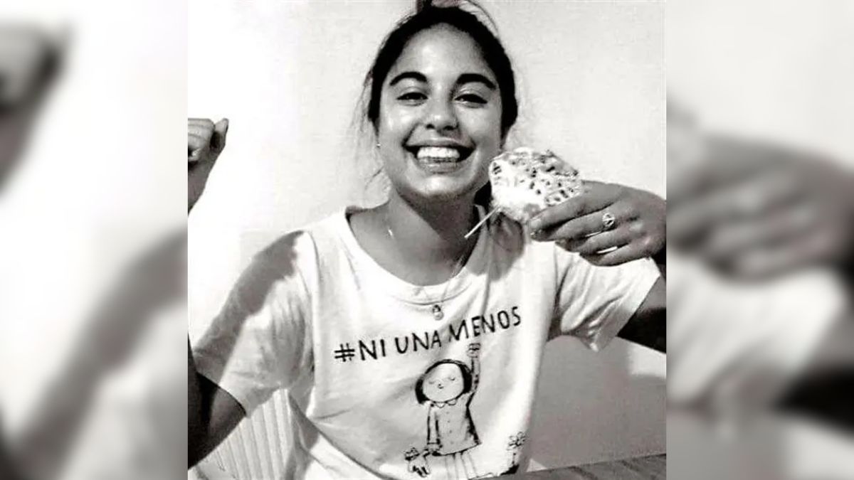 Micaela García, militante del movimiento Evita asesinada en Gualeguay en 2017. Su caso impulsó la Ley 27.499, que obliga a la capacitación en género en el Estado. Micaela García, militante del movimiento Evita asesinada en Gualeguay en 2017. Su caso impulsó la Ley 27.499, que obliga a la capacitación en género en el Estado.