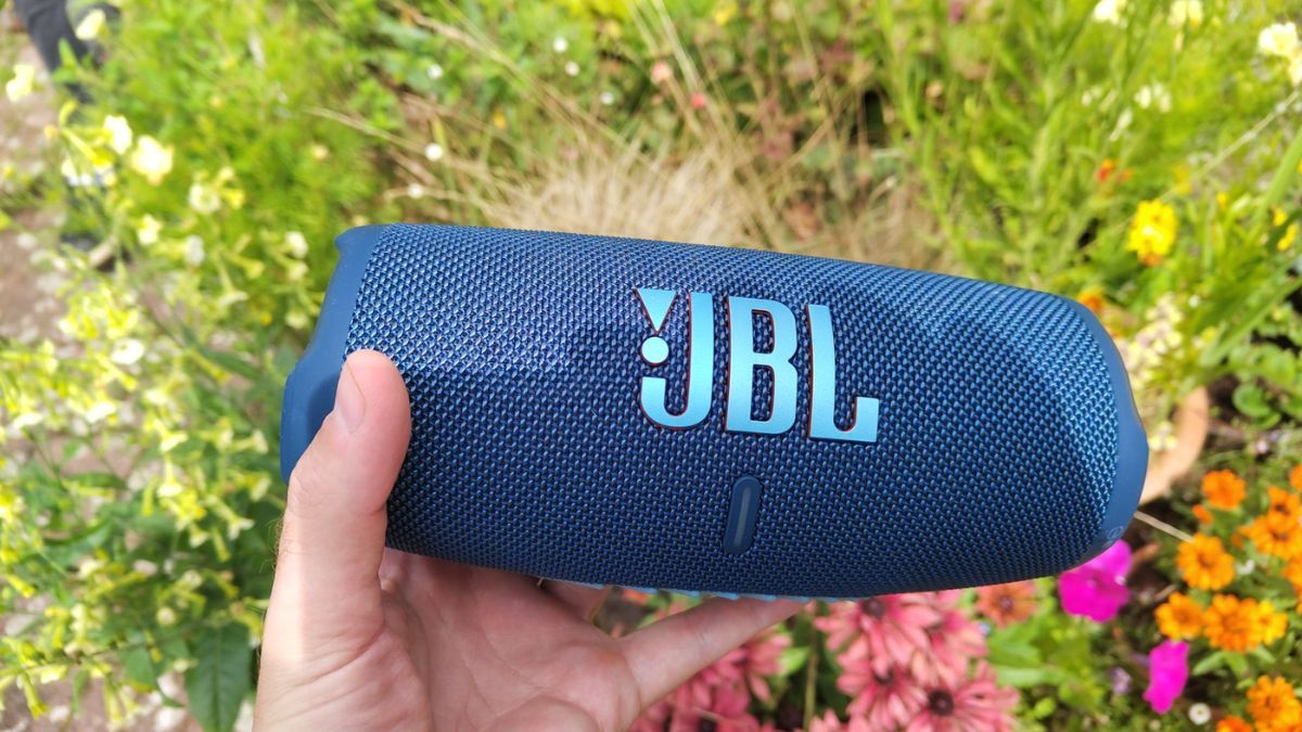 Este es el actualizado del parlante JBL Charge 5 en&nbsp;febrero de 2026.