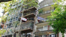 Advierten que la suba del dólar complicó a los compradores de inmuebles Advierten que la suba del dólar complicó a los compradores de inmuebles