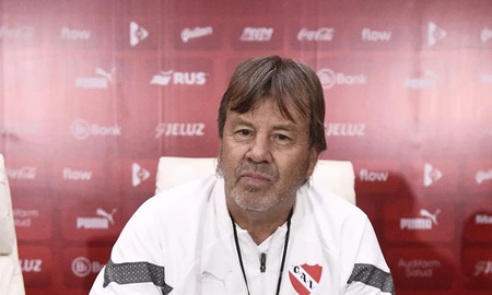 Ricardo Zielinski dejó de ser el entrenador de Independiente. Ricardo Zielinski dejó de ser el entrenador de Independiente.
