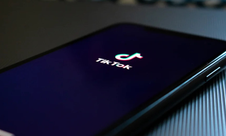Moderadores de TikTok denuncian que los obligan a ver contenido sexual de menores para entrenarlos: moderar para TikTok duele Moderadores de TikTok denuncian que los obligan a ver contenido sexual de menores para entrenarlos: moderar para TikTok duele