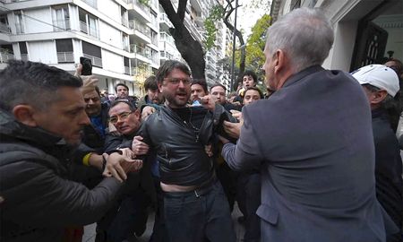 A través de las redes sociales, Javier Milei celebró la detención de Juan Grabois. A través de las redes sociales, Javier Milei celebró la detención de Juan Grabois.