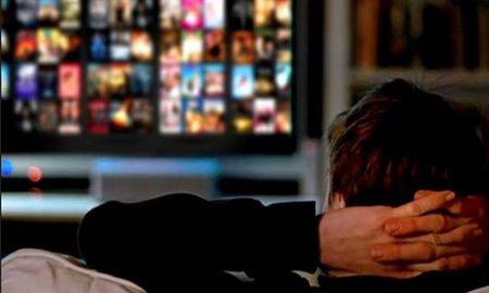 Un espectador podría no estar viendo la mejor versión de una serie si la abandona demasiado pronto. Un espectador podría no estar viendo la mejor versión de una serie si la abandona demasiado pronto.