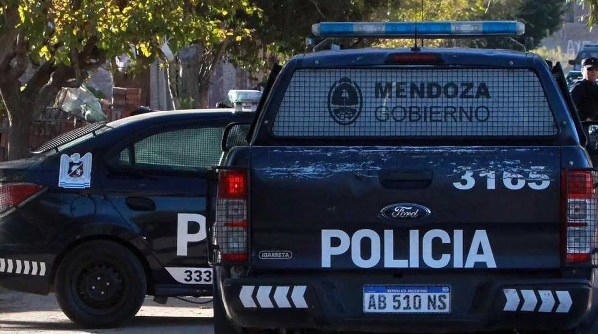 Tragedia en Mendoza: horcó a su hija de 6 años y después se quitó la vida