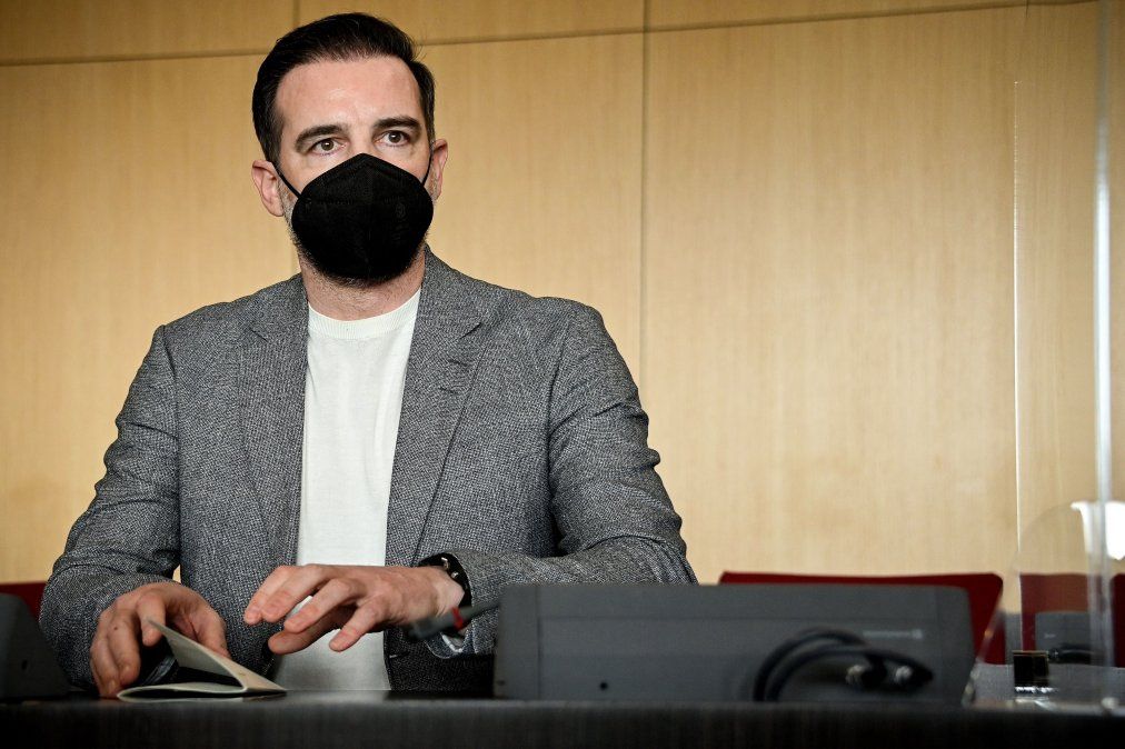 Cristoph Metzelder, ex jugador de la selección de Alemania, confesó tener pornografía infantil y de haber compartido parte del material.